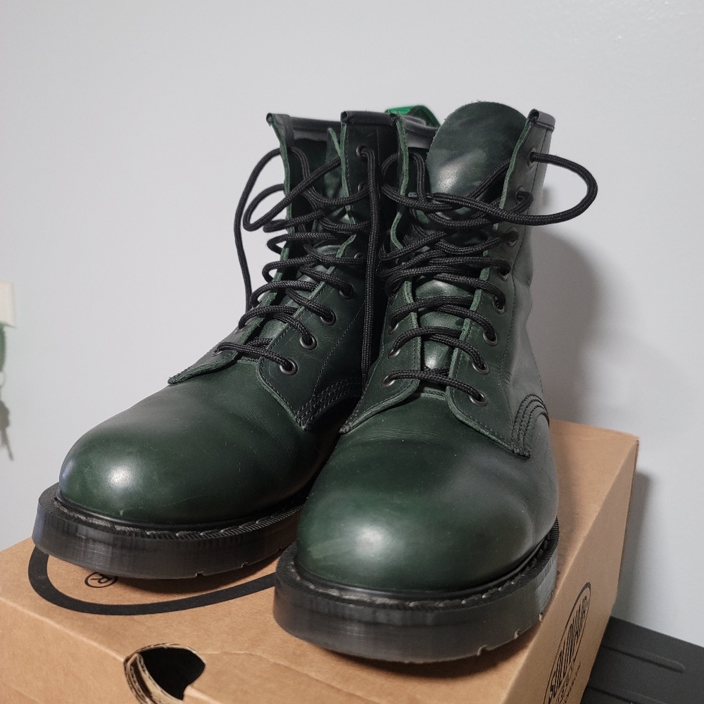 Solovair 8 eye derby boot